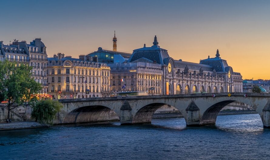 20 citations sur Paris qui capturent l’essence de la Ville Lumière !