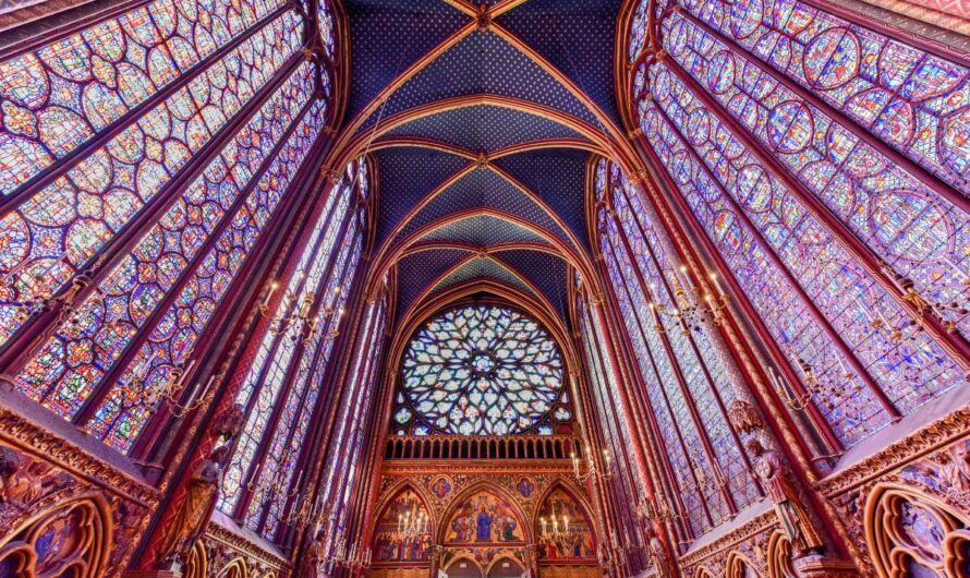 Visiter la Sainte-Chapelle : à quelle heure y aller pour voir les vitraux sous leur meilleur jour